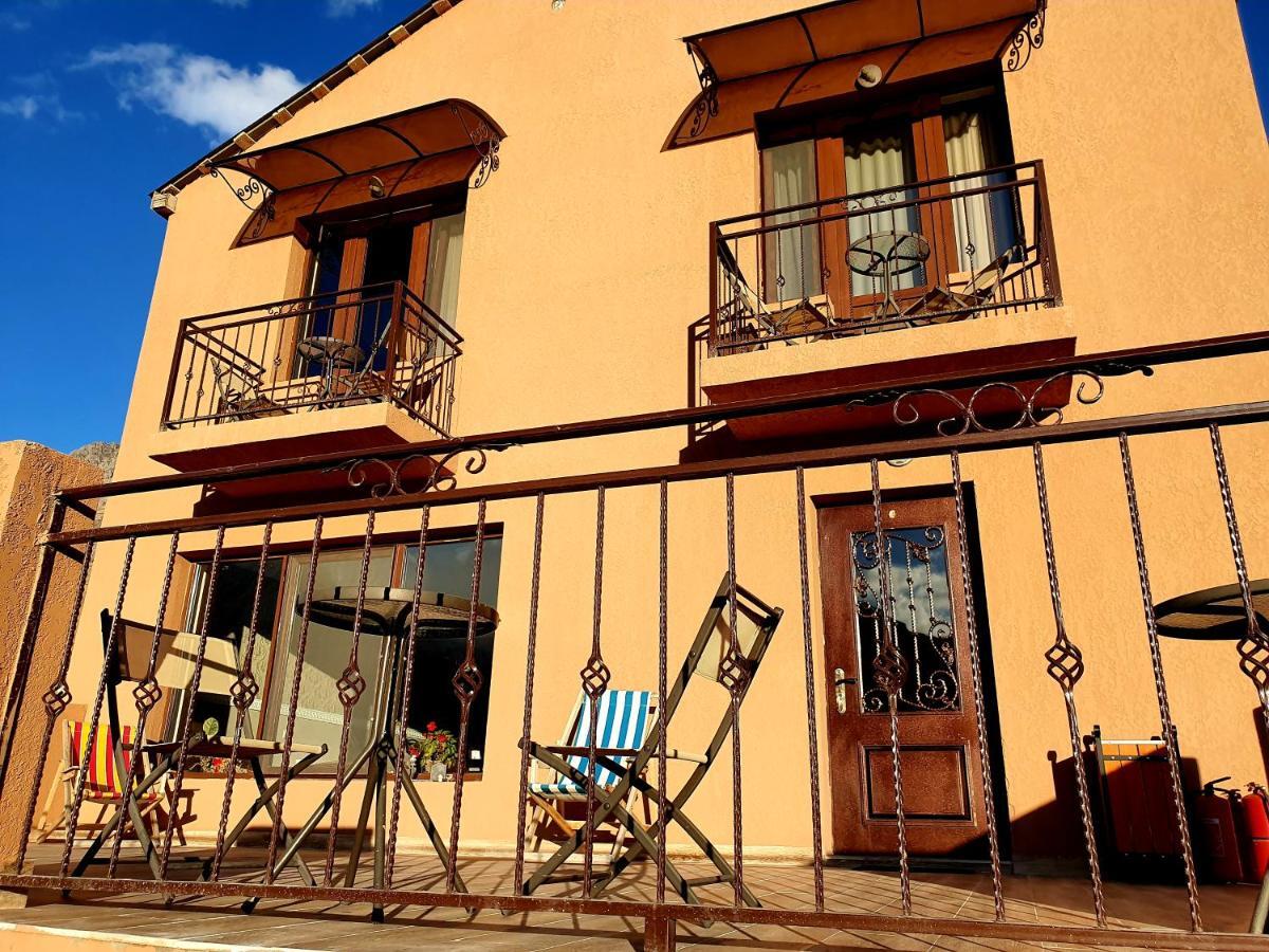 Nikolo Inn คัซเบกี ภายนอก รูปภาพ